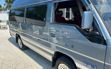 Nissan-homy-diesel-1990-blue-10