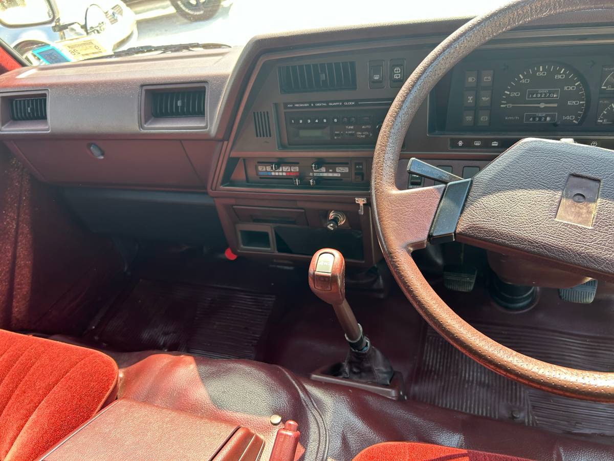 Nissan-homy-diesel-1990-blue-12