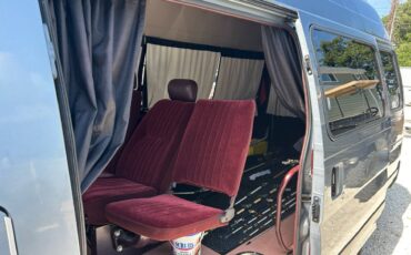 Nissan-homy-diesel-1990-blue-13