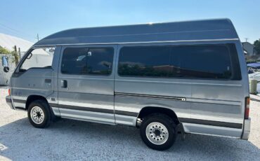 Nissan-homy-diesel-1990-blue-5
