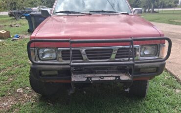 Nissan-king-cab-xe-1994-red