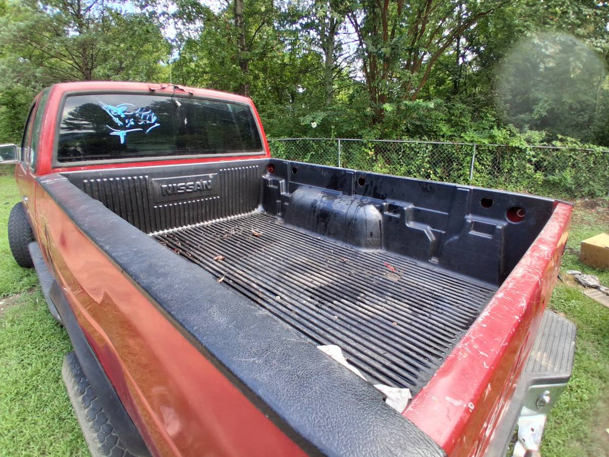 Nissan-king-cab-xe-1994-red-4