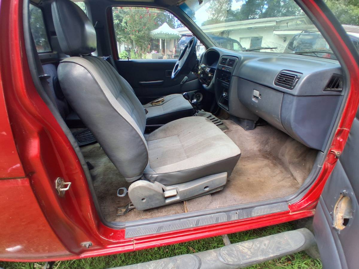 Nissan-king-cab-xe-1994-red-5