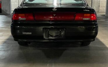 Nissan-laurel-1995-4