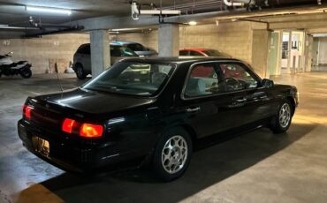 Nissan-laurel-1995-5