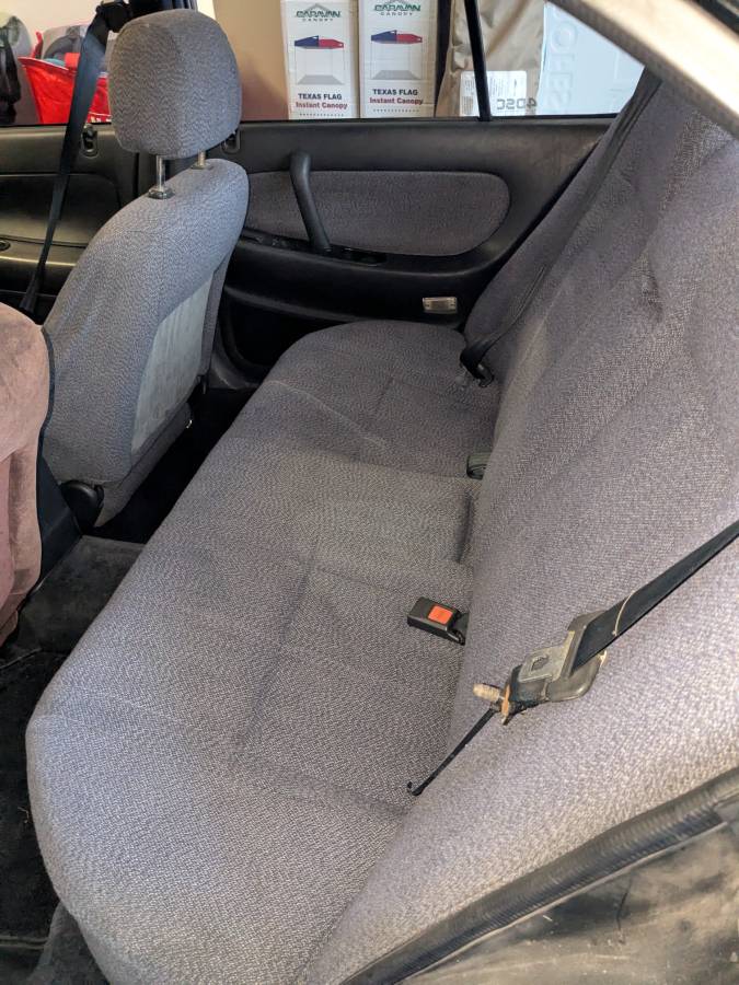 Nissan-maxima-se-1989-black-3