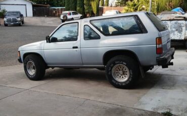 Nissan-pathfinder-1987-blue-1