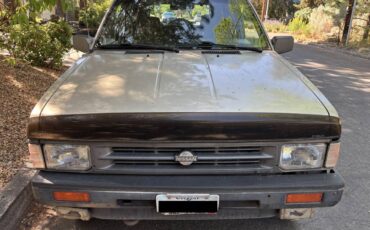 Nissan-pathfinder-1990-brown-4
