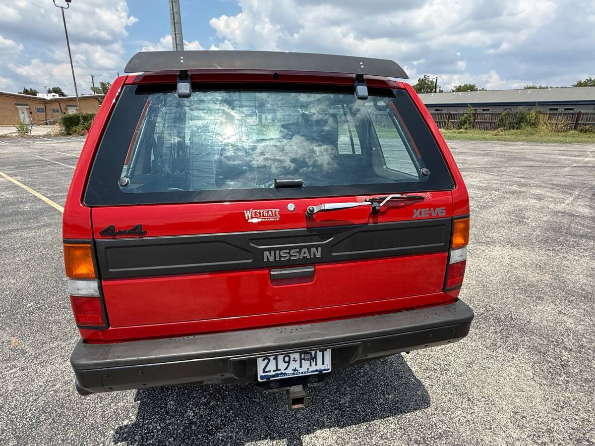Nissan-pathfinder-1992-14