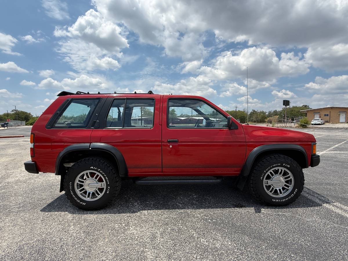 Nissan-pathfinder-1992-17