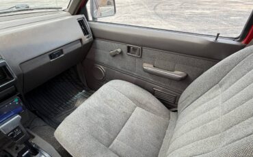 Nissan-pathfinder-1992-8