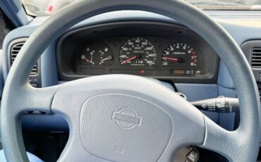 Nissan-pathfinder-4x4-1995-blue-10