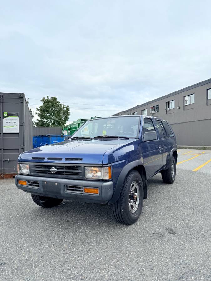 Nissan-pathfinder-4x4-1995-blue-13
