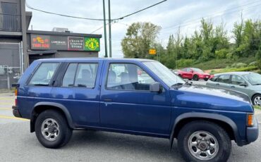 Nissan-pathfinder-4x4-1995-blue-5