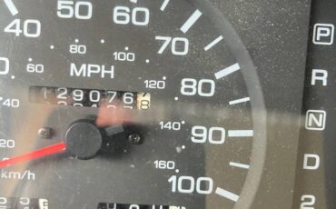 Nissan-pathfinder-se-1993-red-1