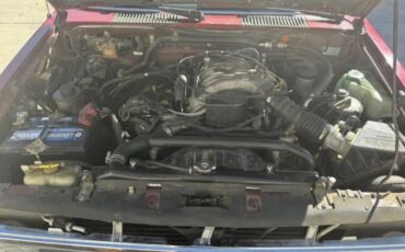 Nissan-pathfinder-se-1993-red-7