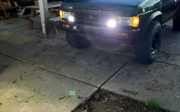 Nissan-pathfinder-se-1995-green