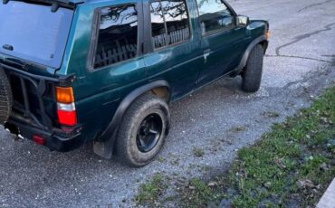 Nissan-pathfinder-se-1995-green-8