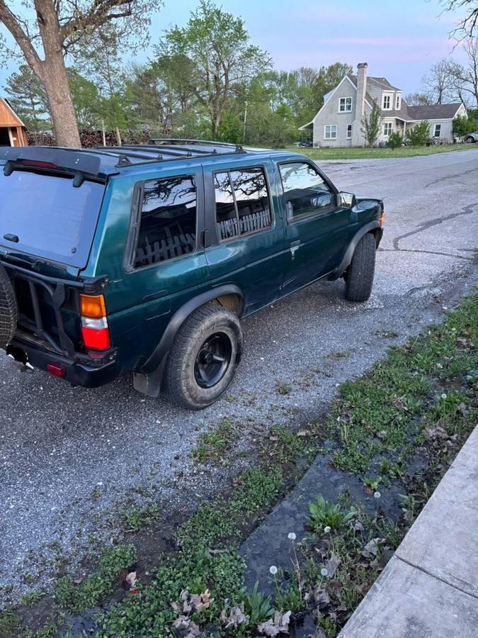 Nissan-pathfinder-se-1995-green-8
