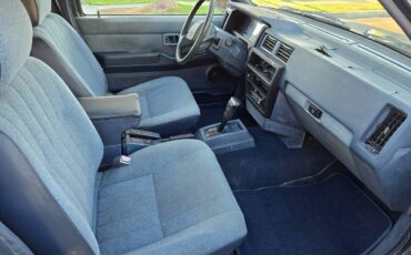 Nissan-pathfinder-xe-1992-10