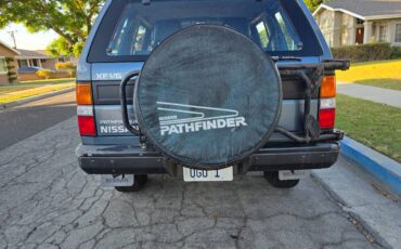 Nissan-pathfinder-xe-1992-7