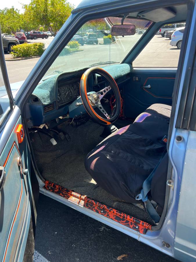 Nissan-pickup-1986-blue-5