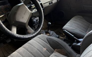 Nissan-pickup-1989-black-7