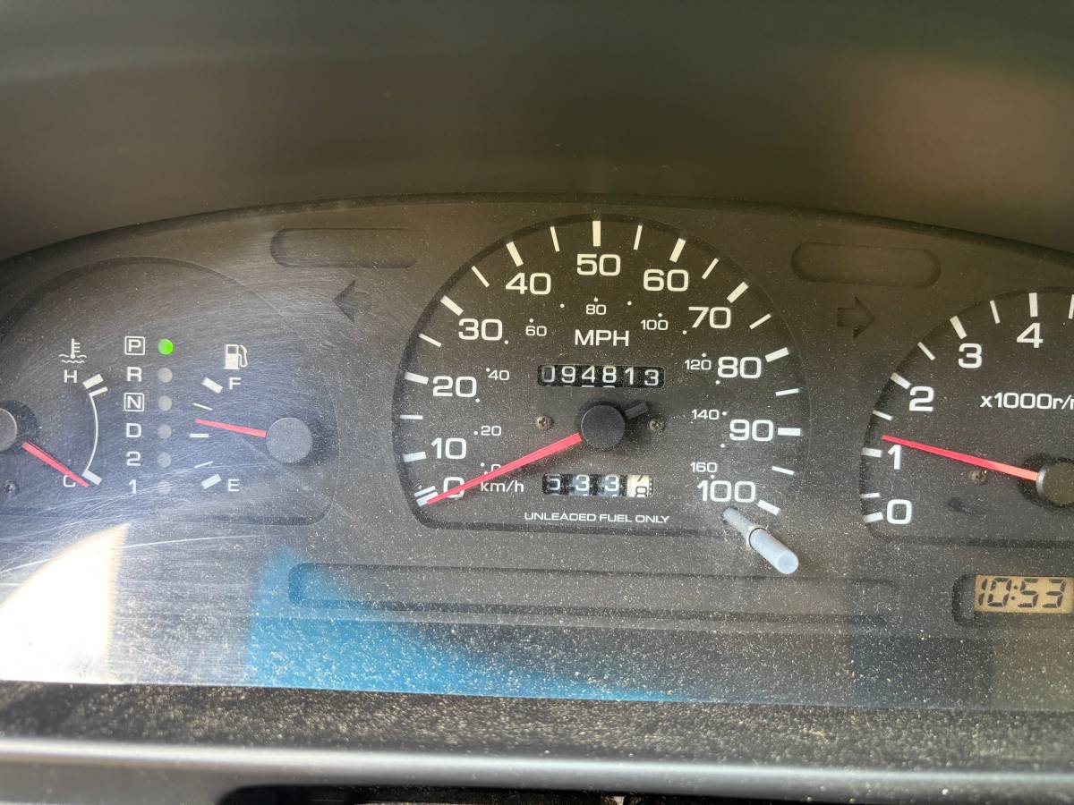 Nissan-pickup-1994-2