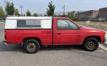 Nissan-pickup-1994-red