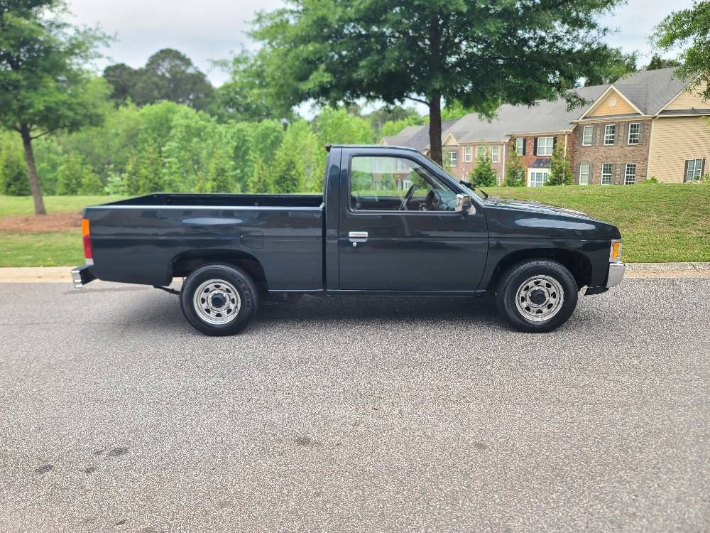 Nissan-pickup-d21-1994-blue-2
