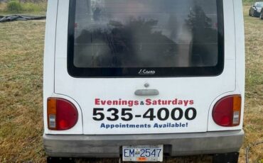 Nissan-s-cargo-1989-white-3