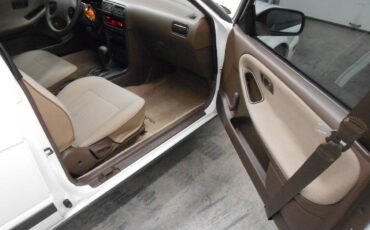 Nissan-sentra-xe-coupe-1991-white-12