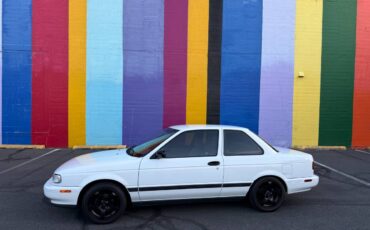Nissan-sentra-xe-coupe-1991-white