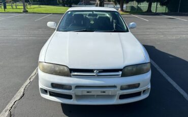 Nissan-skyline-1995-white-15
