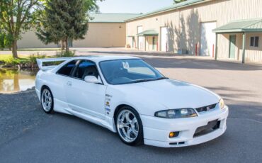 Nissan-skyline-gtr-1995-4