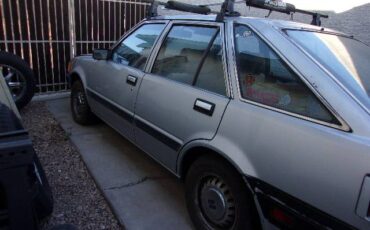 Nissan-stanza-1984-grey-8