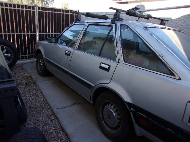 Nissan-stanza-1984-grey-8