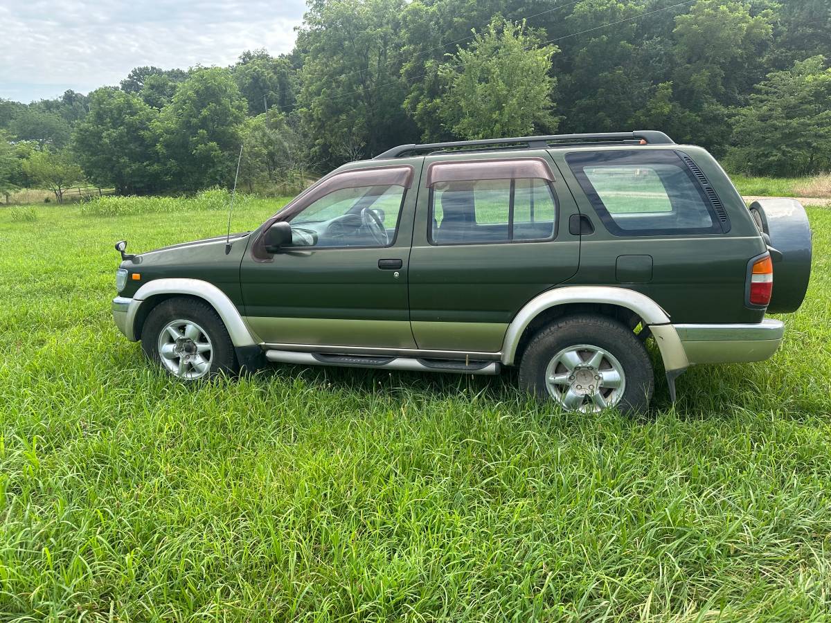 Nissan-terrano-diesel-1995-green-2