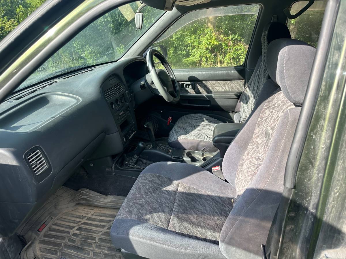 Nissan-terrano-diesel-1995-green-5