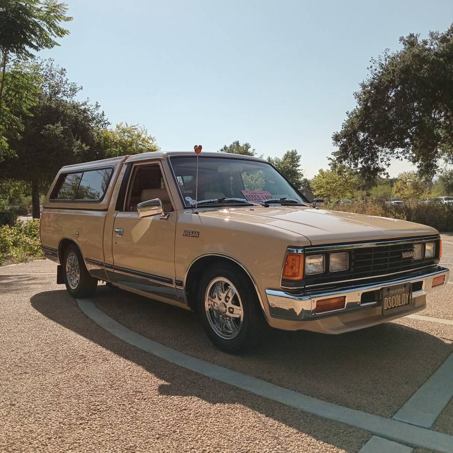 Nissandatsun-720-1985-1