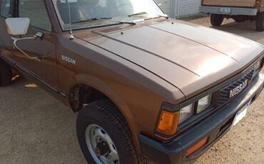Nissandatsun-720-1986-5