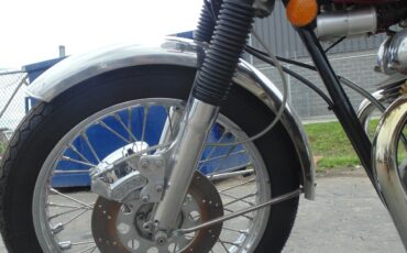 Norton-Commando-1975-5