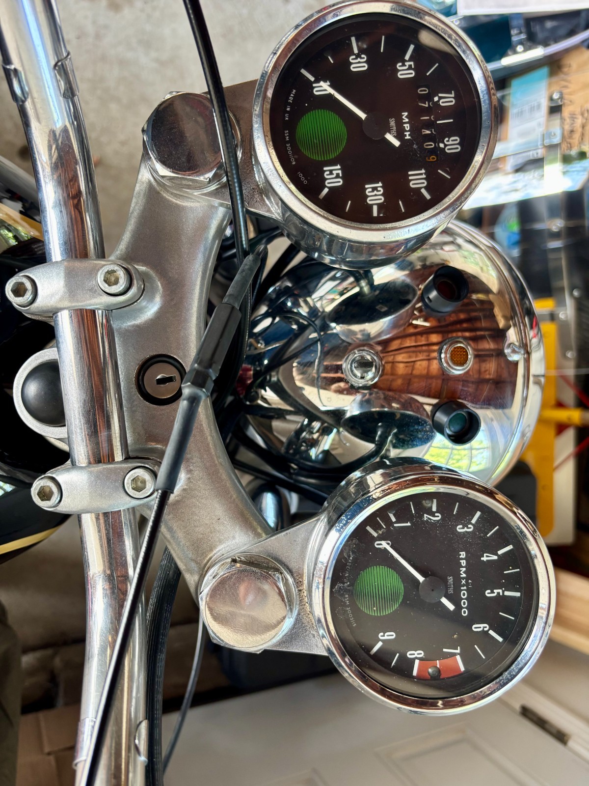 Norton-Commando-750-1972-15