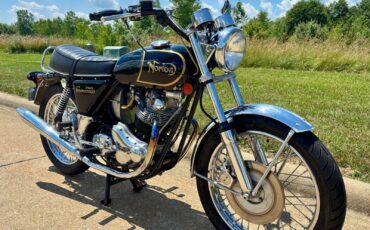 Norton-Commando-750-1972-3