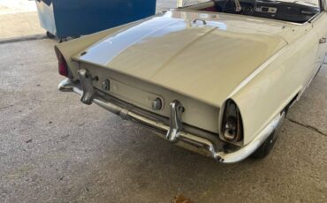 Nsu-spyder-1965-white-14