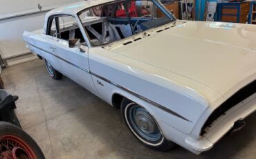 Oldmobile-cutlass-1963-white-1
