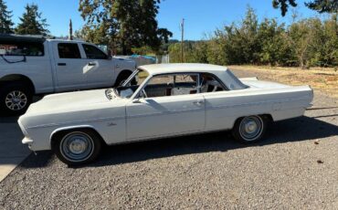 Oldmobile-cutlass-1963-white