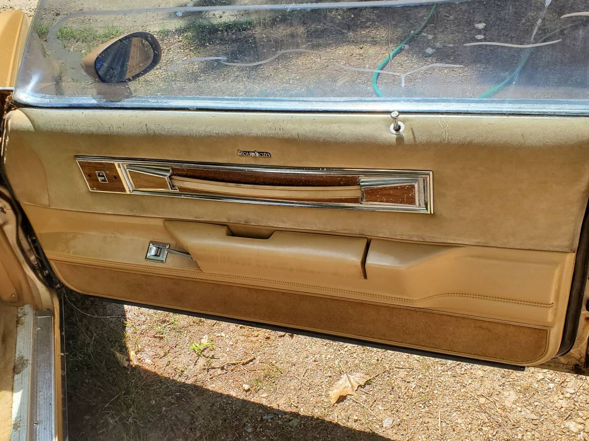 Oldmobile-cutlass-supreme-1987-brown-20