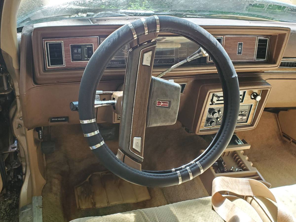 Oldmobile-cutlass-supreme-1987-brown-4
