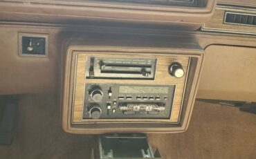 Oldmobile-cutlass-supreme-1987-brown-5